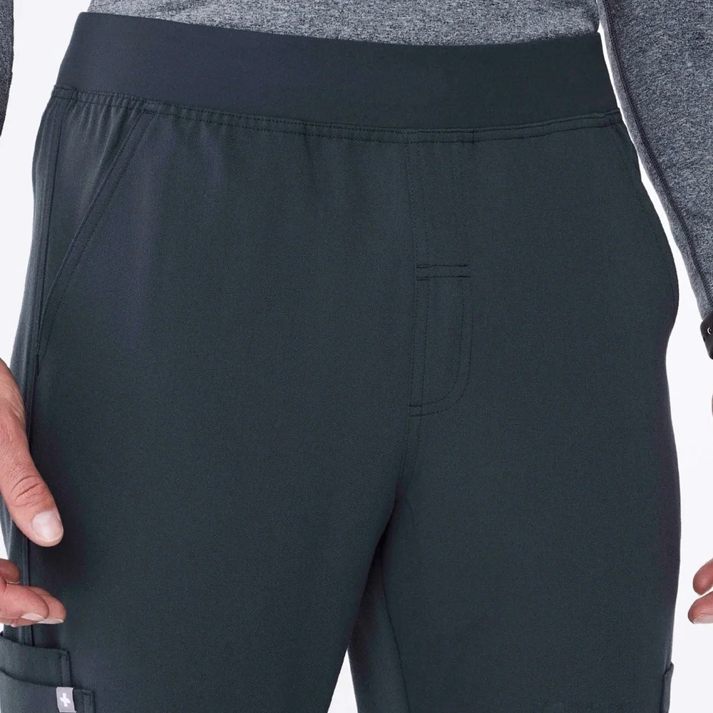 Men’s Figs Axim Cargo Scrub Pants Dark Harbor Size Medium Short